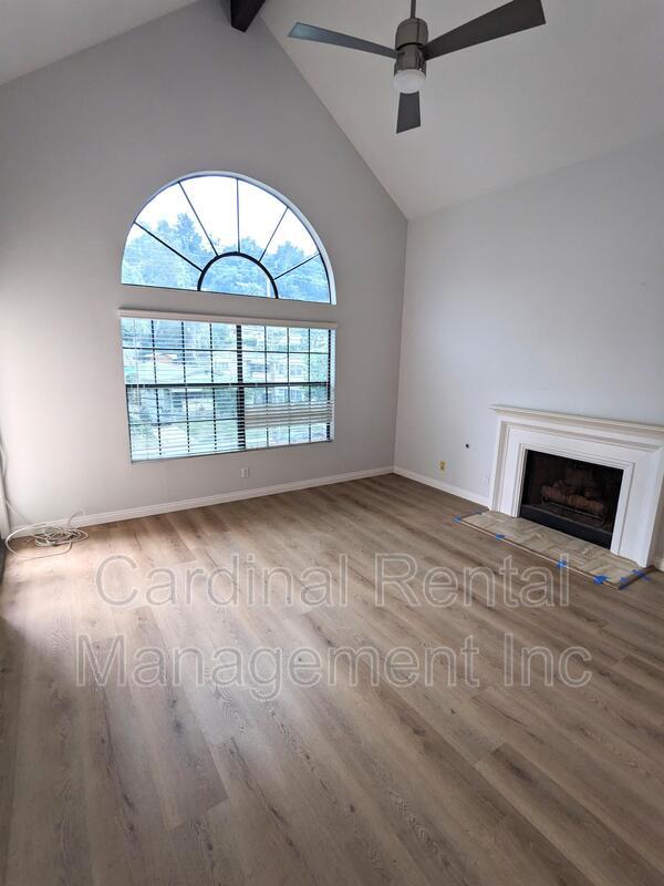 Photo - 130 Monterey Rd Unidad #319