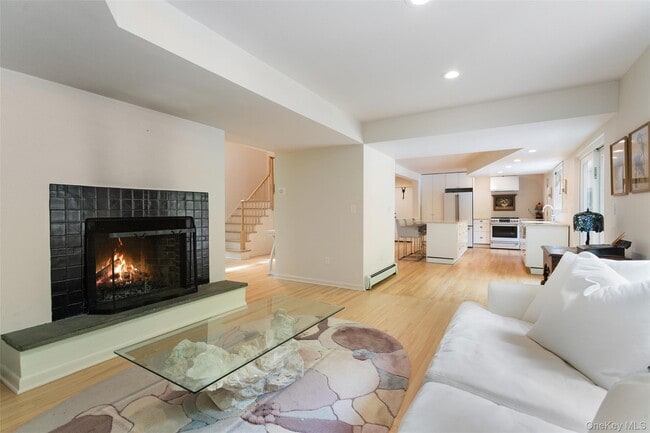 Photo - 25 Cross Pond Rd