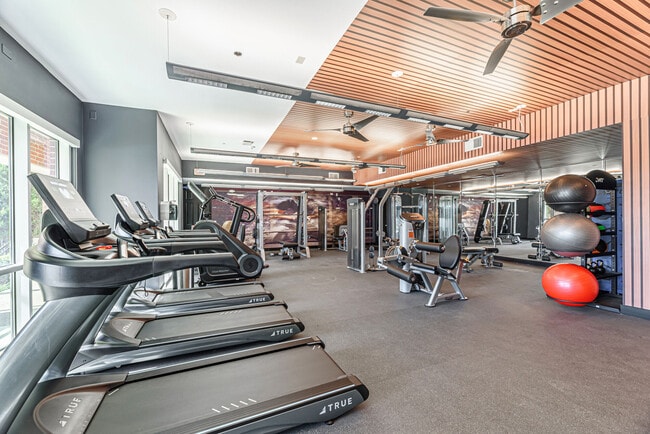 Photo - Regard at Med Center