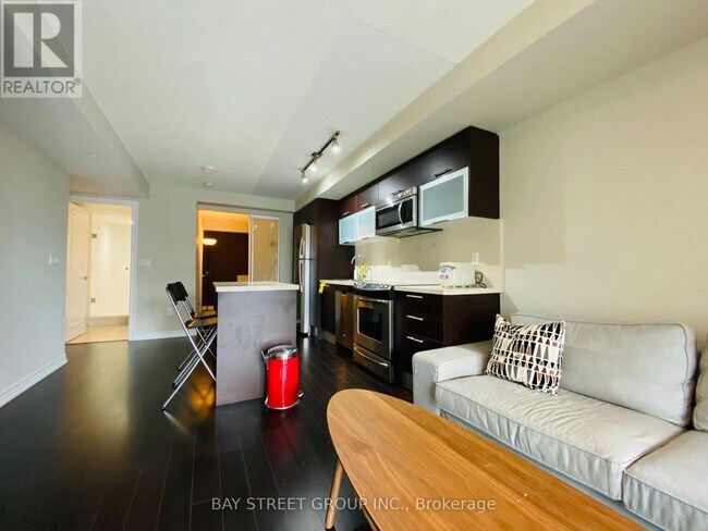 Photo - 386 Yonge St Unité 1609