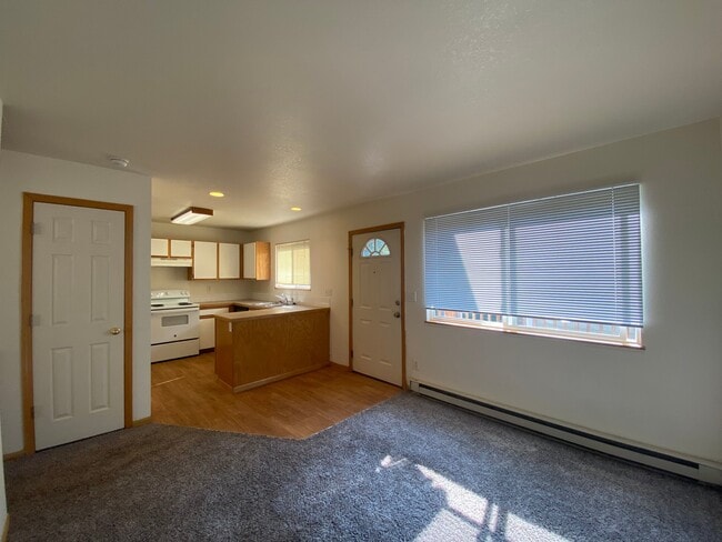 Photo - 219 W Myrtle St Unidad APT D