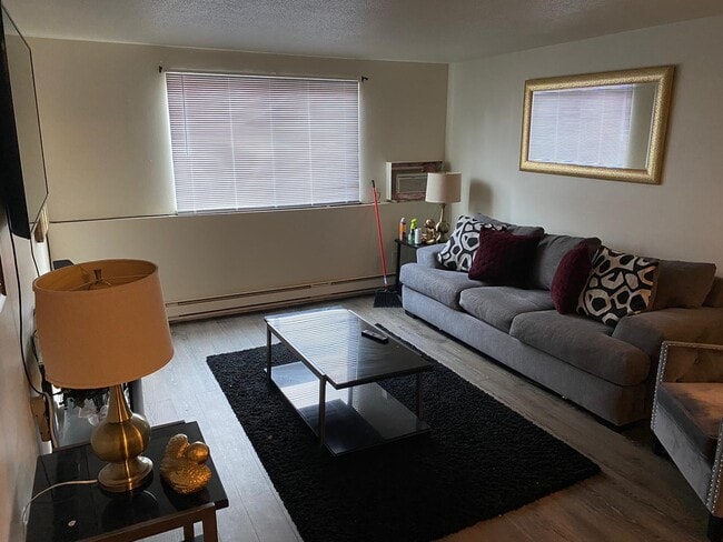 Tamarack Apartments