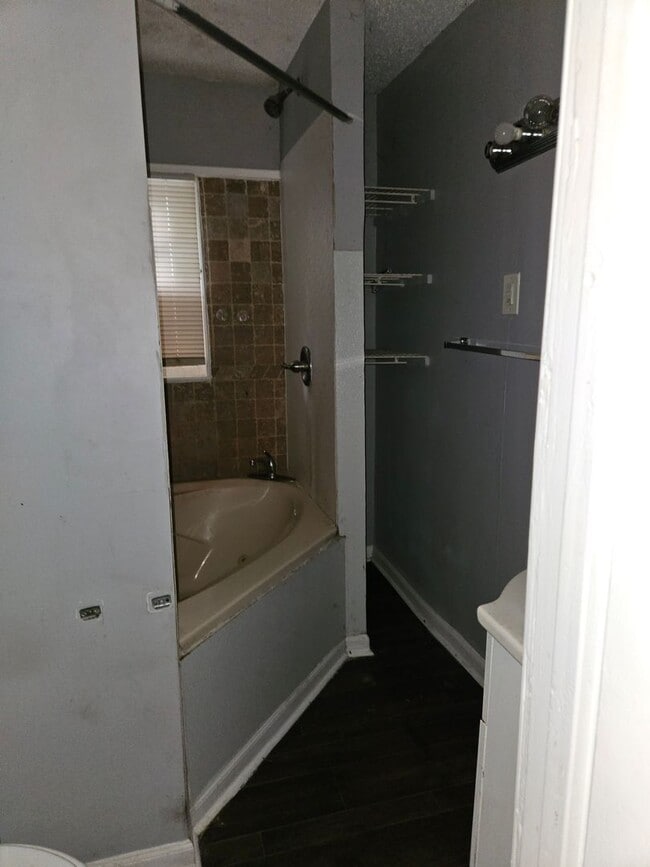 Photo - 3720 W Napier Ave