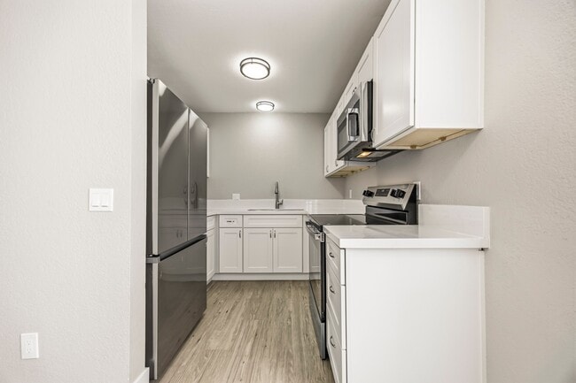 Chamoune Senior Apartments