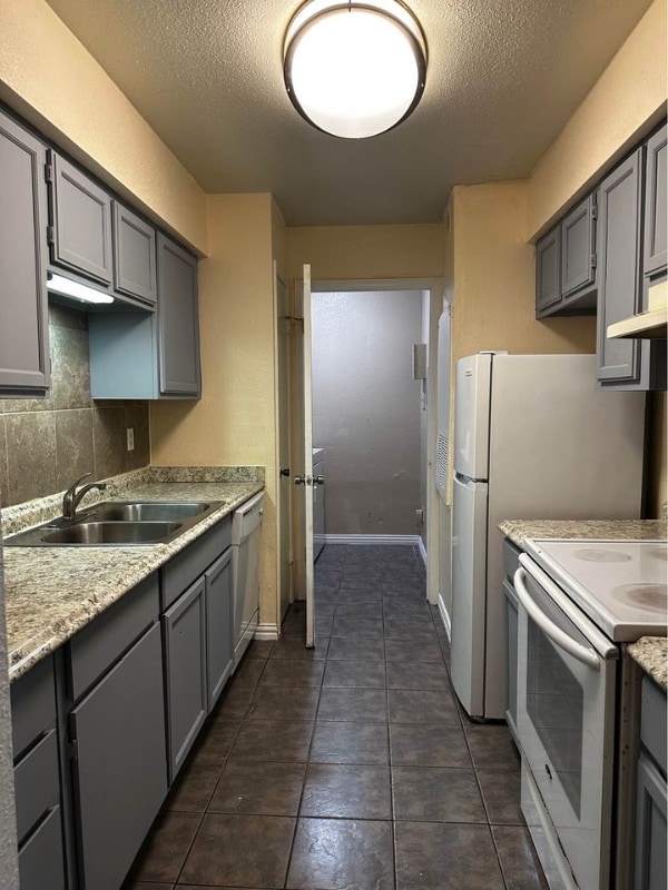 Photo - 9797 Leawood Blvd Unit 1413