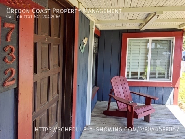 Photo - 732 NW 2nd Ct