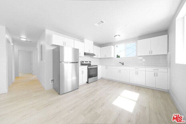 Photo - 236 W 84th Pl House