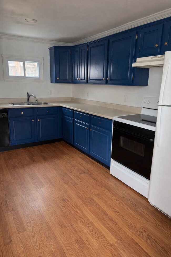 Photo - Center St Unit A