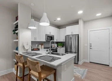 Photo - Reduced Rates + Up to 6 Weeks Free! Unit LBS