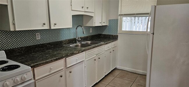 Photo - 139 N Kentucky Ave