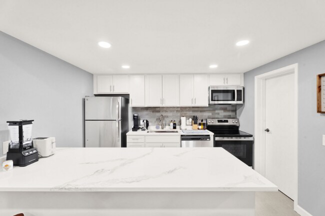 Photo - 6 Roanoke Ln Unidad 124