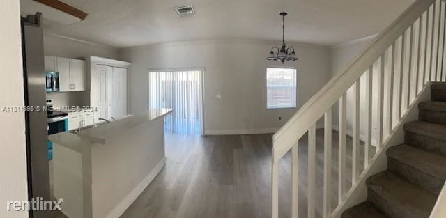 Photo - 4 br, 2.5 bath House - 2209 SE 24th Pl # 2209