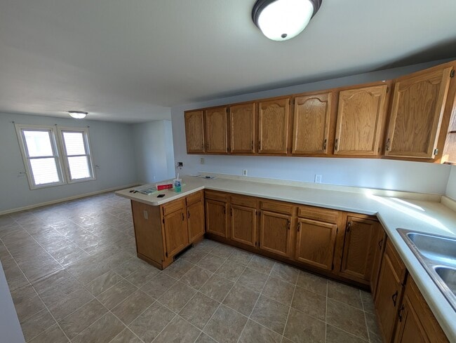 Photo - 92 Harrison Pl