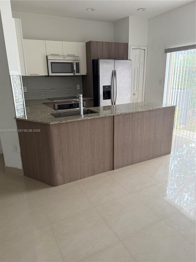 Photo - 10803 NW 83rd St Unit 2-1