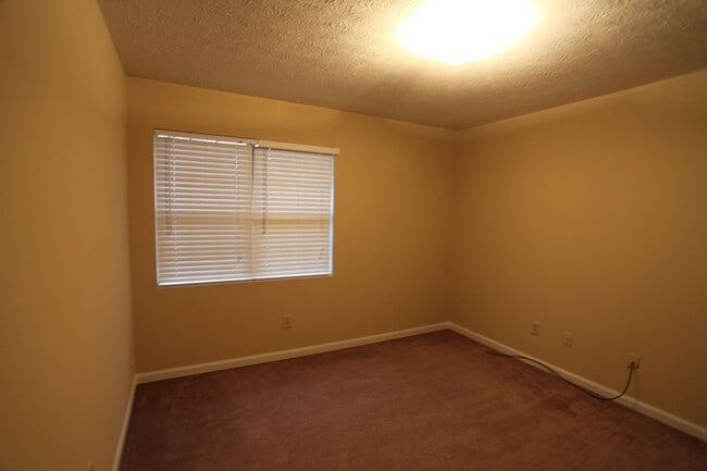 Photo - Cedar Chase Duplex Available July 15th!