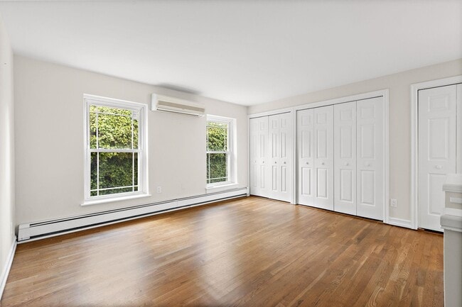 Photo - 211 14TH St Unit 1R