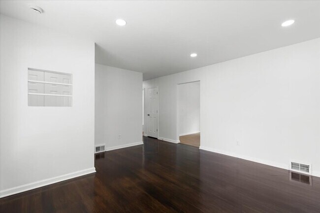 Photo - 21374 Ithaca Ave