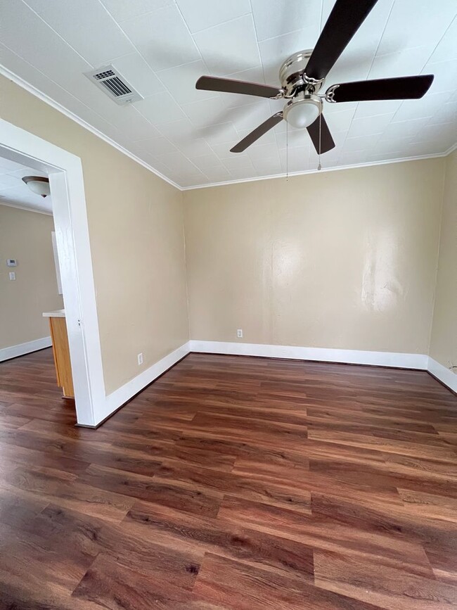 Photo - 7213/7217 Terrell Unit 7217