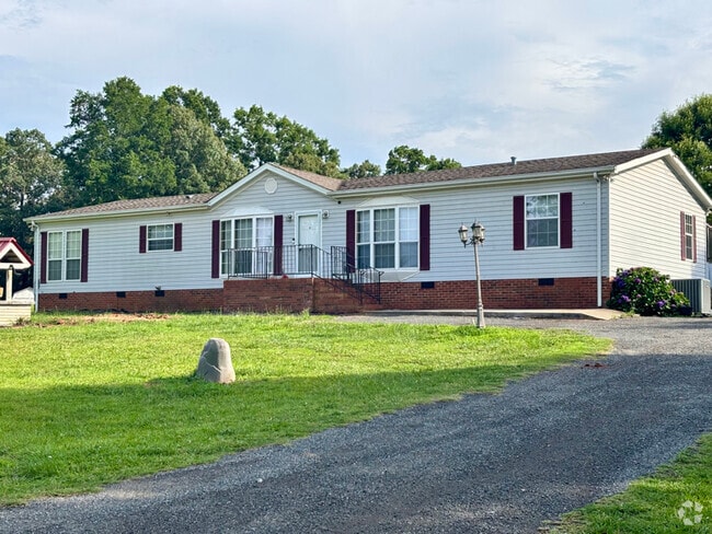 Building Photo - 4304 Canal Rd Rental