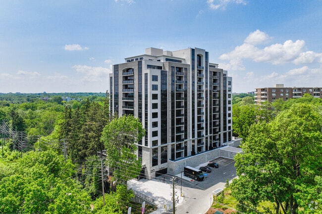 Building Photo - The Saint James