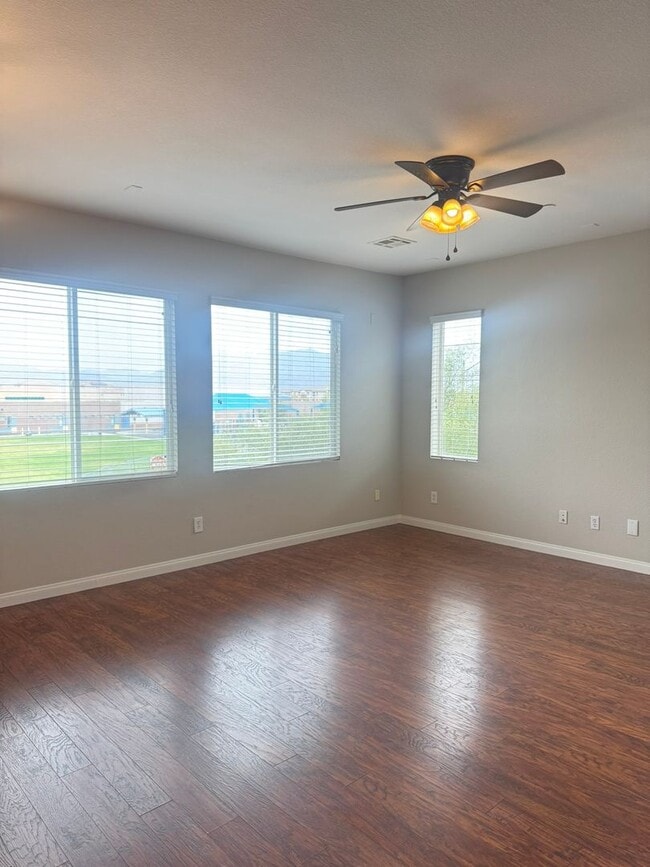 Photo - Adorable 3-Bed, 3-Bath Home in Gated Commu...