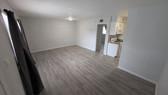 Photo - Warm and Cozy one bedroom,dog park, heart of Tampa Unit #208