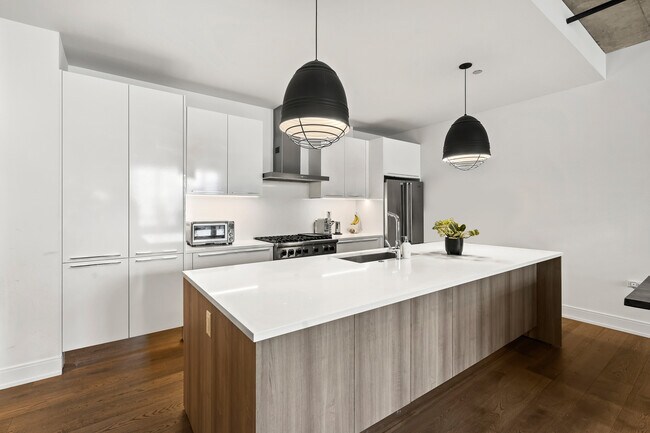 Photo - 111 S Peoria St Unit 602