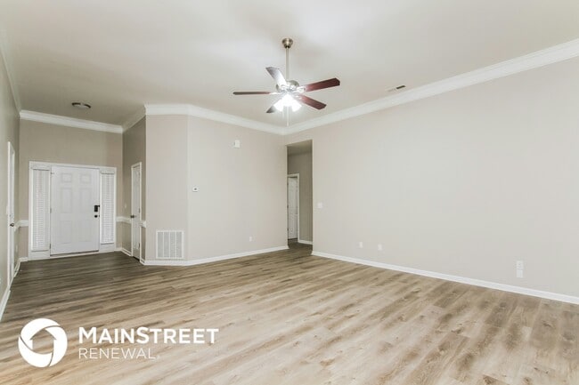 Photo - 7895 Sedgebrook Dr E