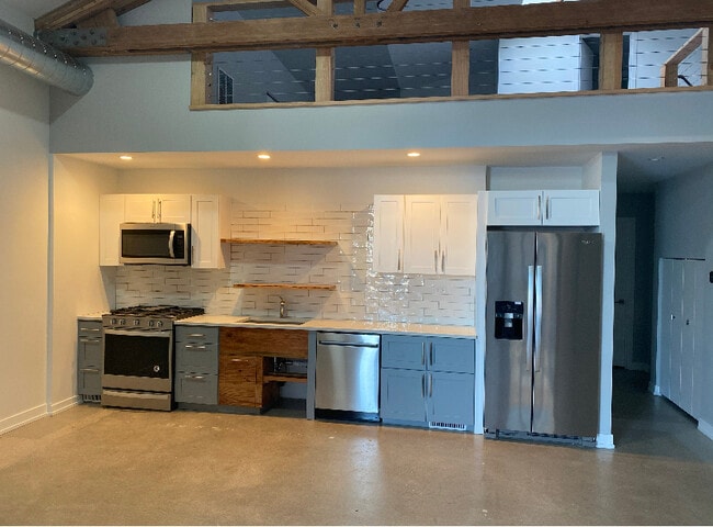 2306 Lee St Unit 942