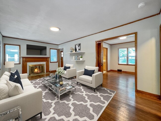 Photo - 2326 Storm St