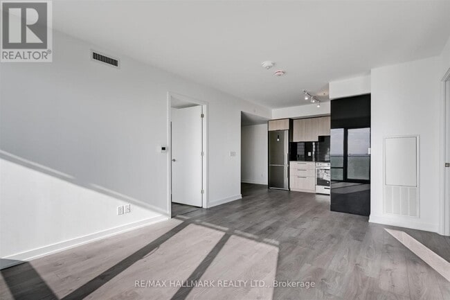 Photo - 501 Yonge St Unit 5212