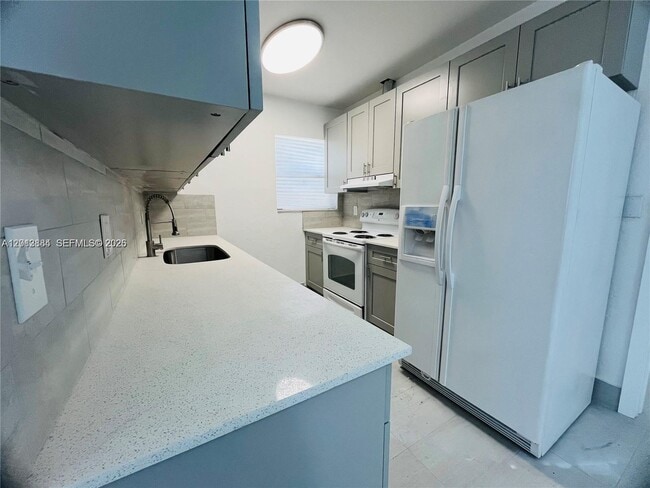 Photo - 13390 NE 6th Ave Unit 10