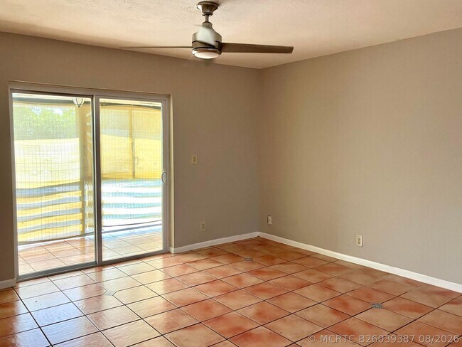 Photo - 1174 NW 13th St Unit 236b