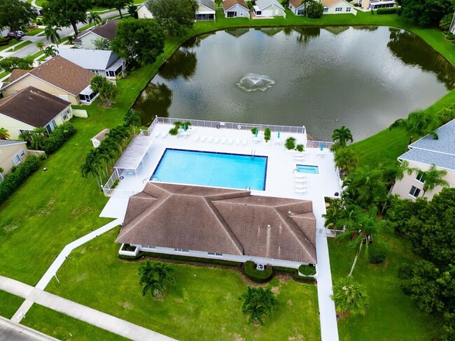 Photo - 13810 Oneida Dr Unit c2