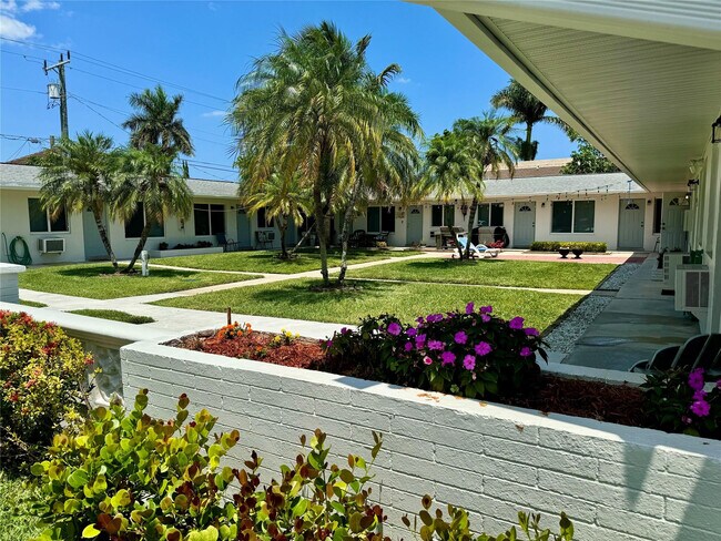 Photo - 120 NE 10th Ave Unit # 1