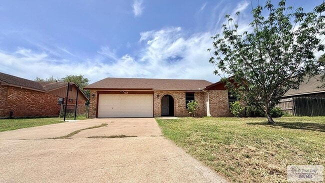 Photo - 63 Calgary Ct
