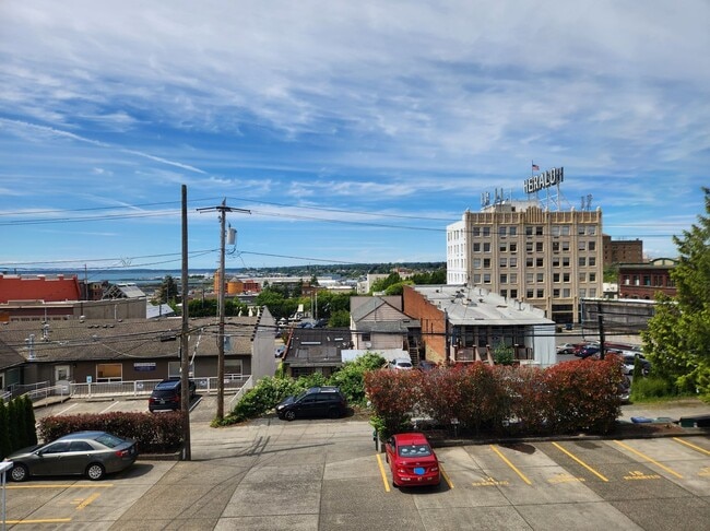 Photo - 1119 N Forest St