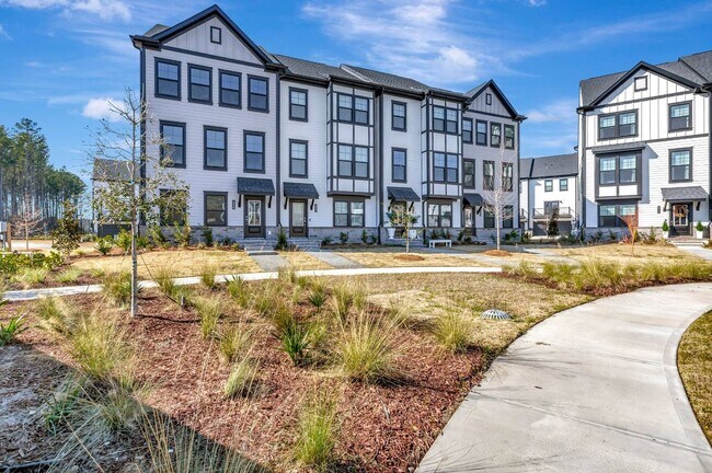 Photo - Brighton Square at Nexton