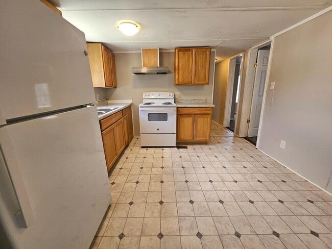 Photo - 2400 Oaklawn Blvd