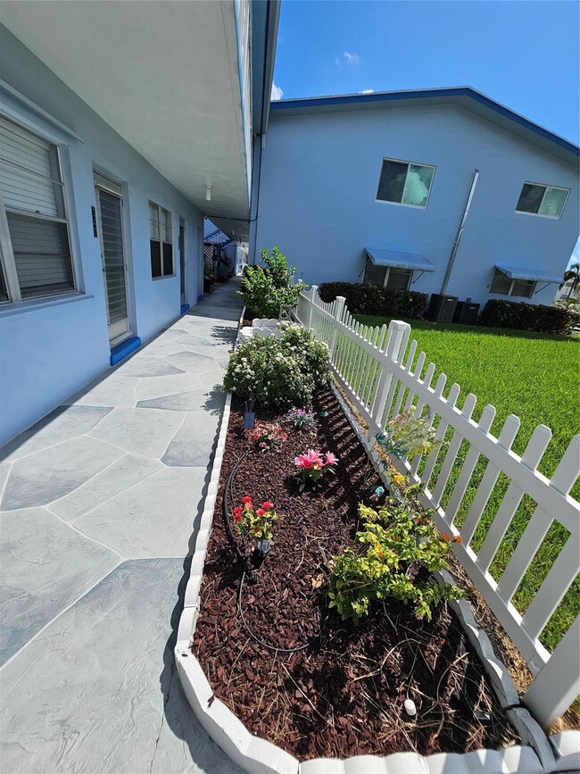 Photo - 147 Salisbury G Unit 147