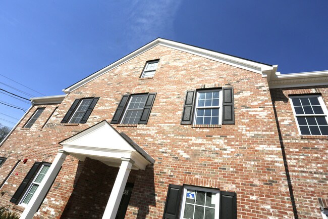 452 Greenway Village Apartments For Rent In Metuchen Nj Forrent Com