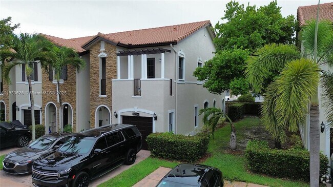 Building Photo - 3066 NW 103rd Path Rental