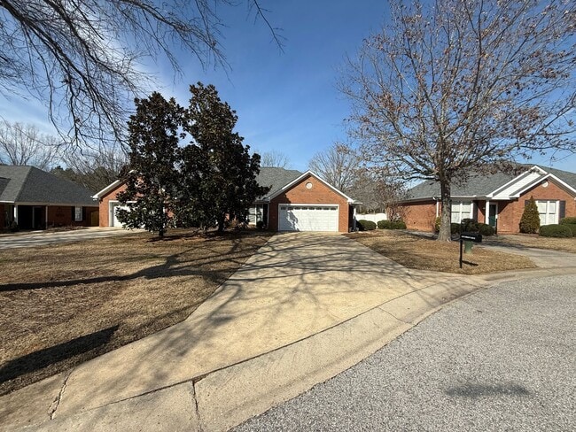 Photo - Great 3 Bedroom Twin Home in Ogletree Village