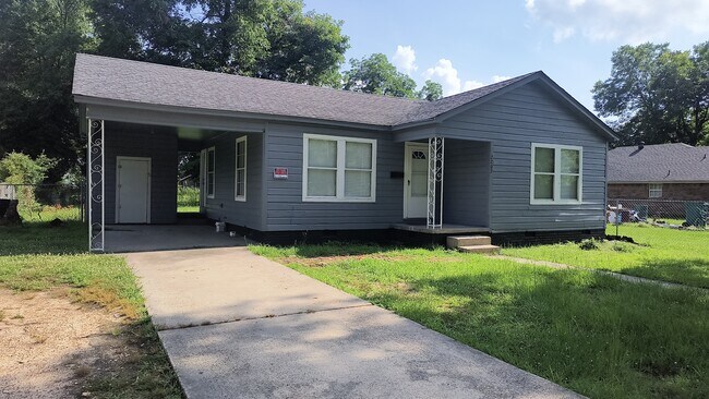 Photo - 2202 W 15th Ave House