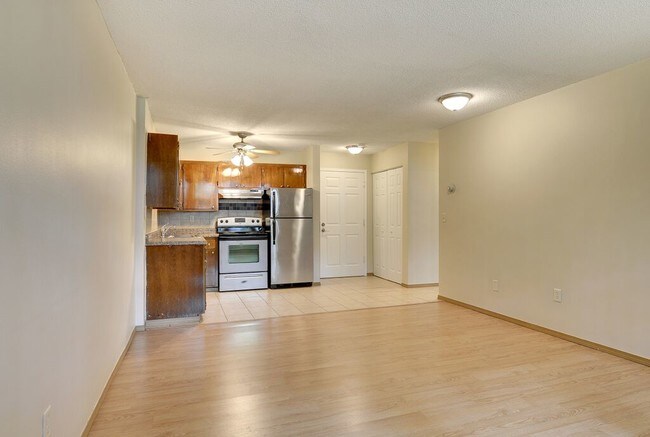 Open Kitchen - 1BR - Uptown Plaza