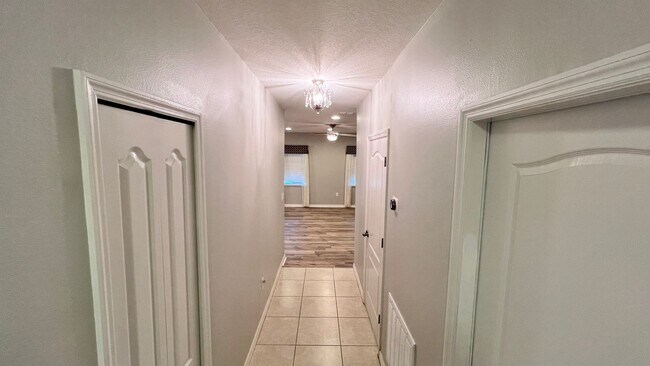 Photo - STUNNING 3 Bedroom/2 Bathroom Home in Titu...