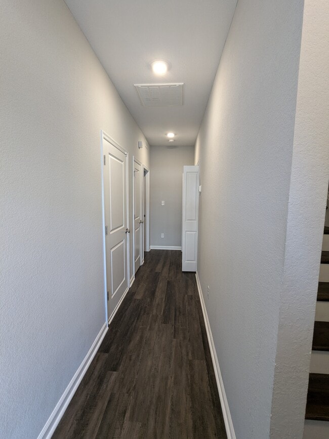 Photo - 126 Mizzen Quarter Loop