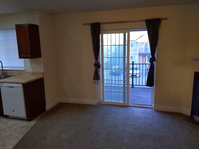 Photo - 115 Montalto Dr Unit B