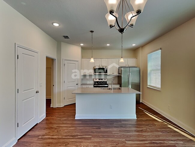 Photo - 6058 Little Blf Cir