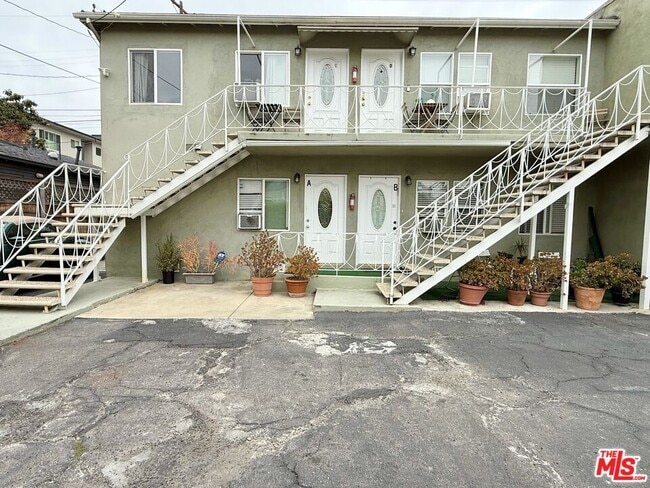630 Westbourne Dr Unidad A